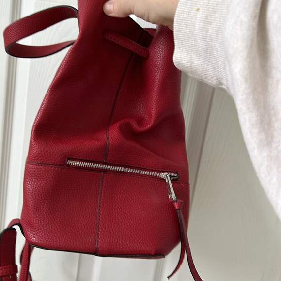 Zara drawstring hobo style backpack with top handles. All leather. - Picture 5 of 16